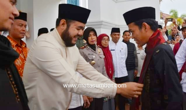Ribuan Masyarakat Padang Panjang Hadiri Tabliqh Akbar Ustadz UAS di Islamic Center