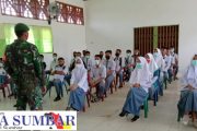 Tarik Minat Pelajar Masuk TNI, Babinsa 01/Pancuang Soal Sosialisasi di SMAN 1 Tapan