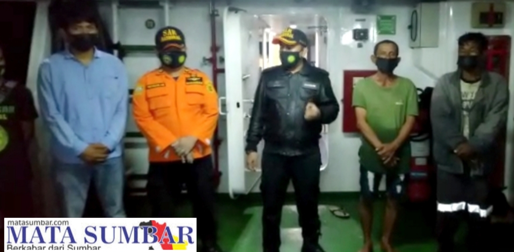 SAR Mentawai Berhasil Evakuasi 3 POB Kapal Nelayan Kandas di Pulau Awera