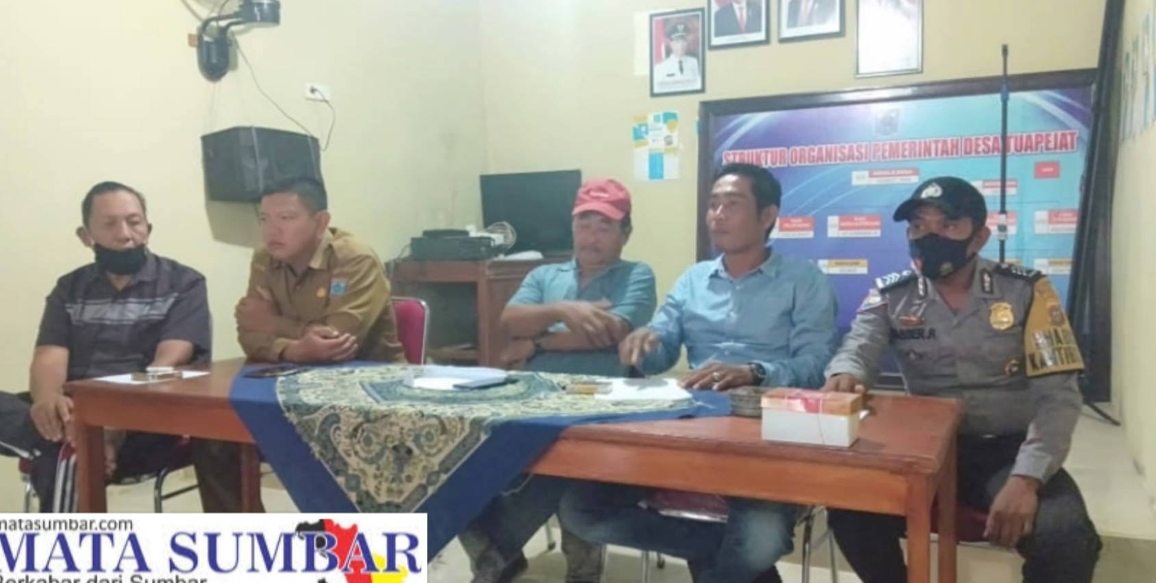 Mediasi Sengketa Tanah di Laboh Dusun Karoniet, Kedua Belah Pihak Sepakat Membagi Tanah