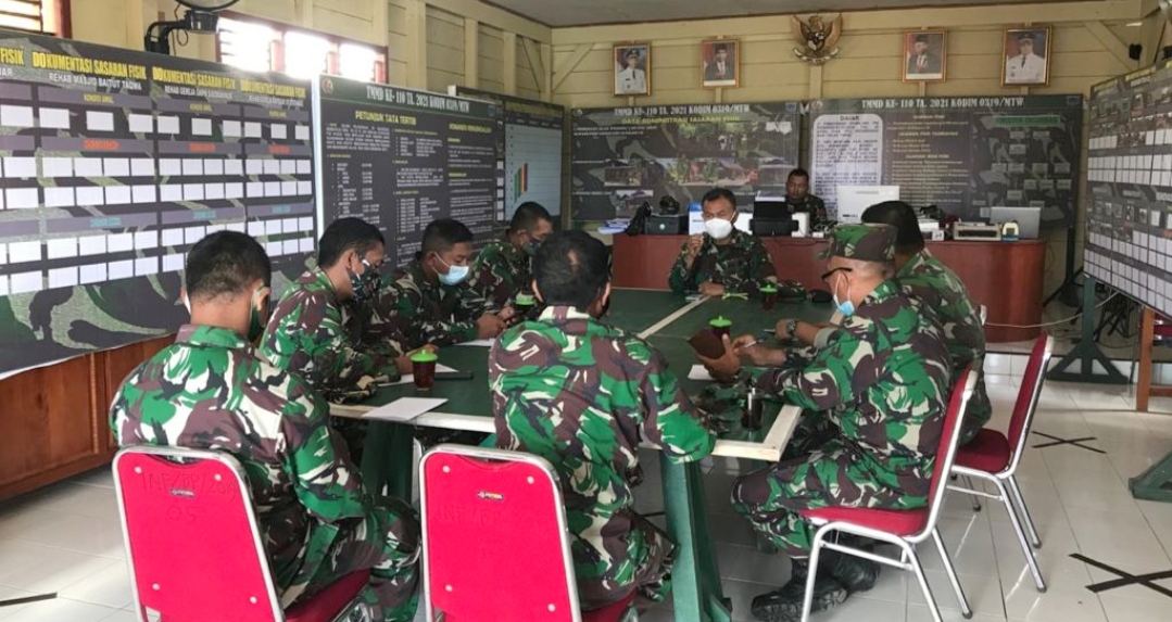 Jelang Kunjungan Wasev ke Mentawai, Dansatgas TMMD Gelar Rapat Bersama Perwira dan Staf