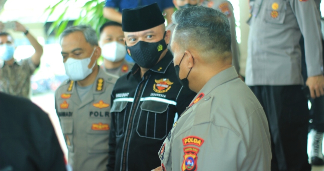 Wakapolda Serta Pejabat Polda Sambut Kedatangan Kapolda Sumbar Baru di BIM