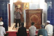 Kapolres Mentawai Berikan Himbauan Kamtibmas dan Prokes di Masjid Alfalah Sikabaluan