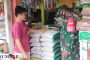 Jelang Nataru, Babinsa Sikakap Survey Harga Sembako di Sentral Pasar Sikakap