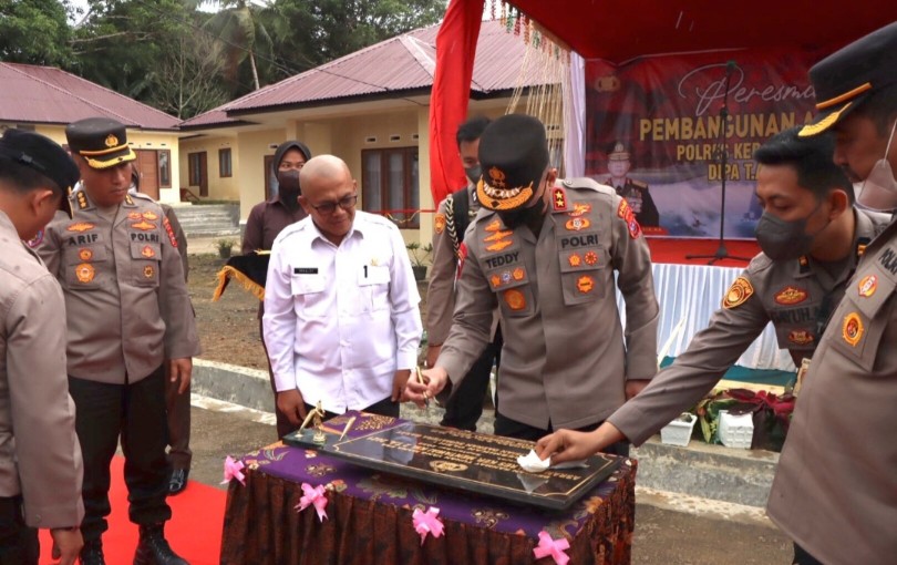 Peresmian Asrama Polri Mentawai, Kapolda Sumbar Beri Nama Gatra