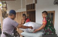 Bantu Pasarkan Cengkeh Warga, Babinsa Sertu Bastian Turun Ke Lokasi