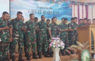 Satgas TMMD Beragama Nasrani Sempatkan Waktu Beribadah di Gereja