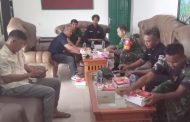 Kebersamaan Dansatgas TMMD Ke-116 Makan Siang Bersama Dengan Insan Pers