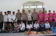 Peringati HUT Ke-77 Bhayangkara, Polres Mentawai Berikan Bansos di Ponpes Hidayatullah