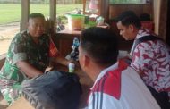 Komsos Babinsa Serma Ade Putra Ajak Guru Olahraga Berikan Kegiatan Ekstrakurikuler Kepada Peserta Didik