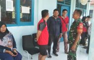 Komsos Bahas Persiapan 17 Agustus, Babinramil 01 Sikabaluan Sambangi Guru di Desa Simalegi