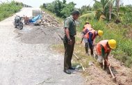 Babinramil 01 Sikabaluan Pantau Pembangunan Air Bersih