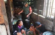 Babinsa Masuk Dapur, Wujud Kepedulian TNI Bantu Masyarakat