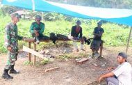 Kesulitan Air, Babinramil 04 Sikakap Sambangi Warga di Dusun Sibai-bai