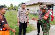 Perkuat Sinergitas, Babinsa 01 Sikabaluan Komsos Dengan Personel Polsek