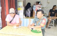 Komsos Babinramil 02 Muara Siberut Motivasi Warga Berprofesi Buruh Angkut