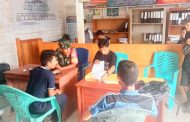 Sambangi Kantor Desa Madobag, Babinramil 02 Muara Siberut Bahas Ekonomi dan Peningkatan SDM
