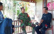 Cuaca Tak Menentu, Babinsa Serka Dendi Ingatkan Warga Untuk Utamakan Keselamatan 