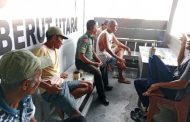 Bersama Masyarakat Buruh, Babinsa Koramil 01/Sikabaluan Bahas Peningkatan Penghasilan 