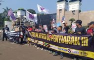 Tolak Revisi UU Penyiaran, Massa Demo Berdatangan Ke Gedung DPR