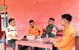 Komsos Bersama Basarnas, Babinramil 01 Sikabaluan Imbau Masyarakat Waspada Cuaca Ekstrem