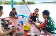 Sambangi Nelayan, Babinramil 02 Muara Siberut Ingatkan Kondisi Cuaca Saat Melaut