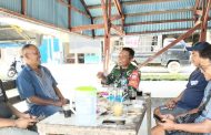 Bahas Kondisi Cuaca, Babinramil 03 Sipora Sharing Dengan Syahbandar Sioban