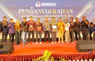Penganugerahan Keterbukaan Informasi Publik, Seluruh Bawaslu di Sumbar Raih Predikat Informatif