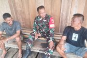Bahas Bahan Pokok, Babinramil 02 Muara Siberut Sharing Dengan Pedagang.