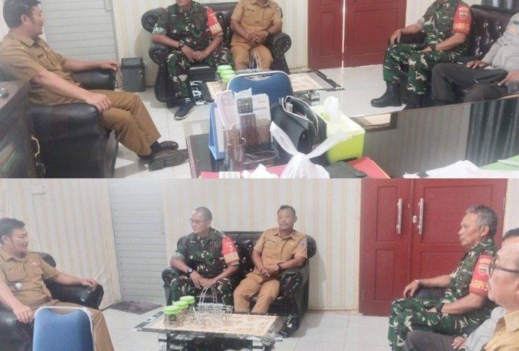 Sambangi Camat Sipora Utara, Babinsa Bahas Kinerja dan Pelayanan Desa di Wilayahnya