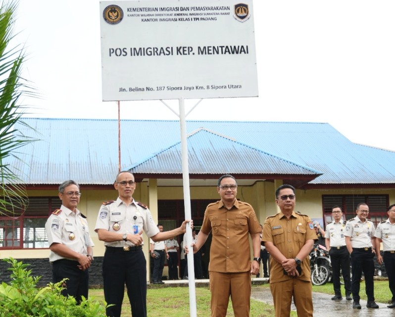 Resmikan Pos Imigrasi, Bupati Rinto : Perkuat Akses Layanan Bagi Masyarakat dan Sektor Pariwisata 