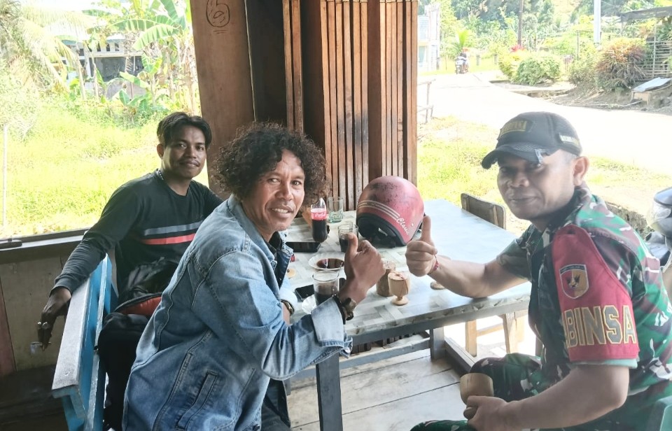 Babinsa Motivasi Pedagang Keliling Untuk Tingkatkan Penghasilan