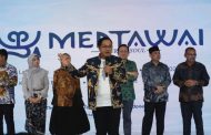 Bupati Rinto Perkuat Budaya Sikerei dan Surfing Kelas Dunia Melalui Launching City Branding