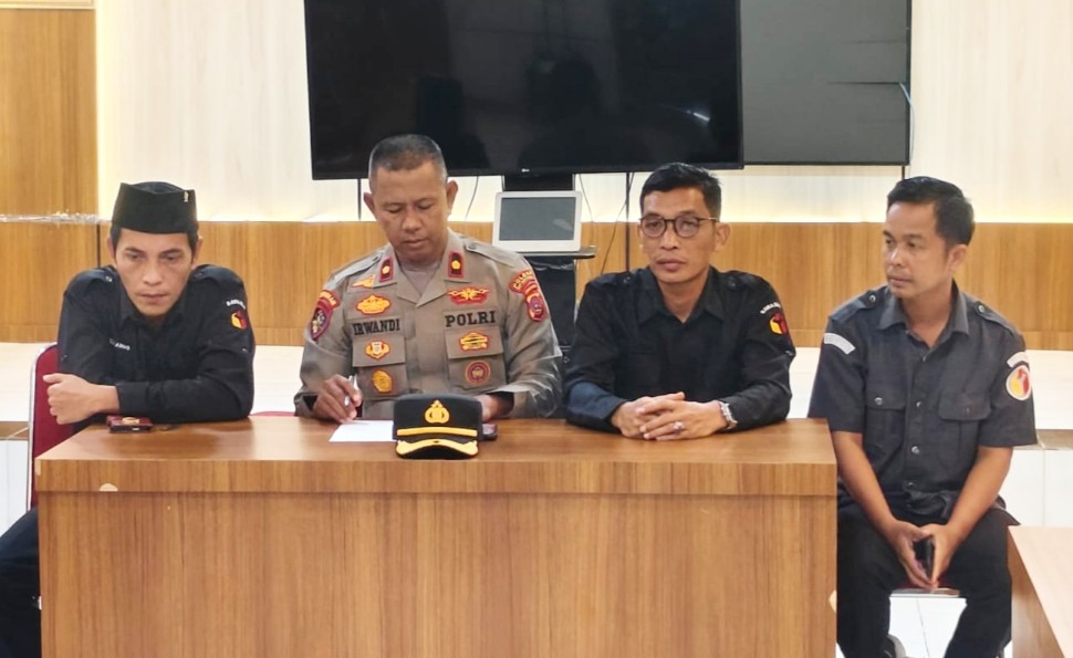 Bahas DPB dan Rencana MoU, Bawaslu Mentawai Sambangi Polres Mentawai