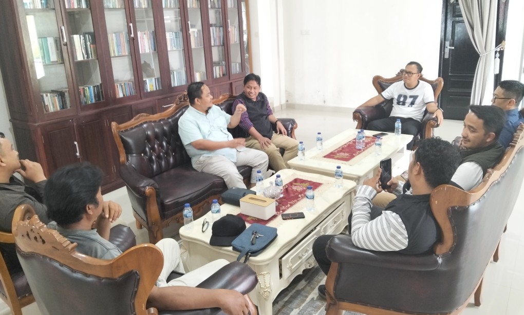 Bupati Rinto Canangkan Kebersihan Selama Pelaksanaan Poprov di Mentawai 