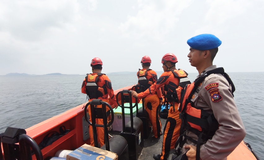Tim SAR Gabungan Mentawai Lakukan Pertolongan Terhadap KMP Gambolo,  97 Orang di Laporkan Selamat.