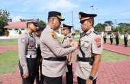 Pimpin Sertijab Kabag Log dan Pelantikan Kabag SDM, Ini Pesan Plt. Kapolres Mentawai