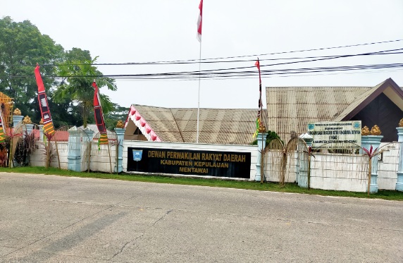 Oknum Anggota DPRD Mentawai Ikut Bermain Proyek, Sudarmi Saogo: Ini Pelanggaran Etik Tidak Bisa di Biarkan