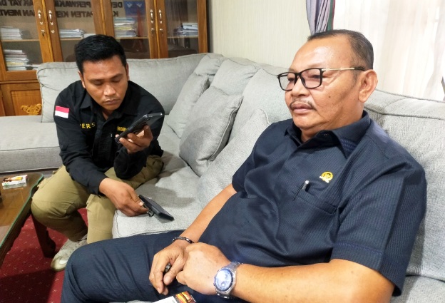 Ketua DPRD Mentawai : Kalau Benar Ada Oknum Legislatif Bermain Proyek Sangat Kita Sayangkan