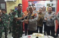 Syukuran HUT ke-76 Bhyangkara Polres Mentawai di Warnai Dengan Pemotongan Tumpeng