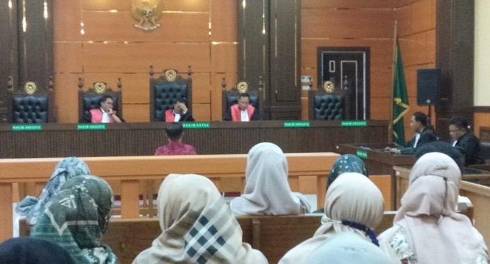 Tuntutan JPU Tak Dapat di Buktikan, Majelis Hakim Akhirnya Vonis Bebas Dr.Bakhrizal