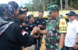 Keakraban Insan Pers Dengan Katim Wasev Saat Kunjungi Mentawai