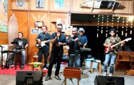 Di inisiasi Pj Bupati Mentawai Group Band Lamau Project Terus Kembangkan Seni