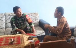 Komsos Dengan Camat Sipsel, Babinramil 03 Sipora Ingatkan Warga Tidak Membakar Sembarangan 