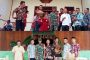 Berikan Rasa Aman, Babinsa 02 Muara Siberut Kawal Perayaan Natal di Madobag