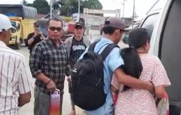 Peduli, Bapaslon RIYO Bantu Pasien Yang di Rujuk dari Pasakiat Taileleu Menuju Tuapeijat