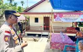Kepedulian Polri Bantu Bedah Rumah Lansia di Dusun Sao