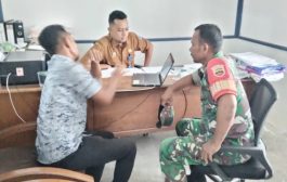 Sambangi Aparatur Desa, Babinramil 02 Muara Siberut Bahas Keamanan Wilayah 