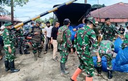 Sambut HUT TNI ke-80, Koramil 04 Sikakap Gelar Gotong Royong Bhakti Teritorial Prima 