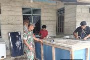 Dukung Aktivitas Warga, Babinramil 02 Muara Siberut Sambangi Tukang 